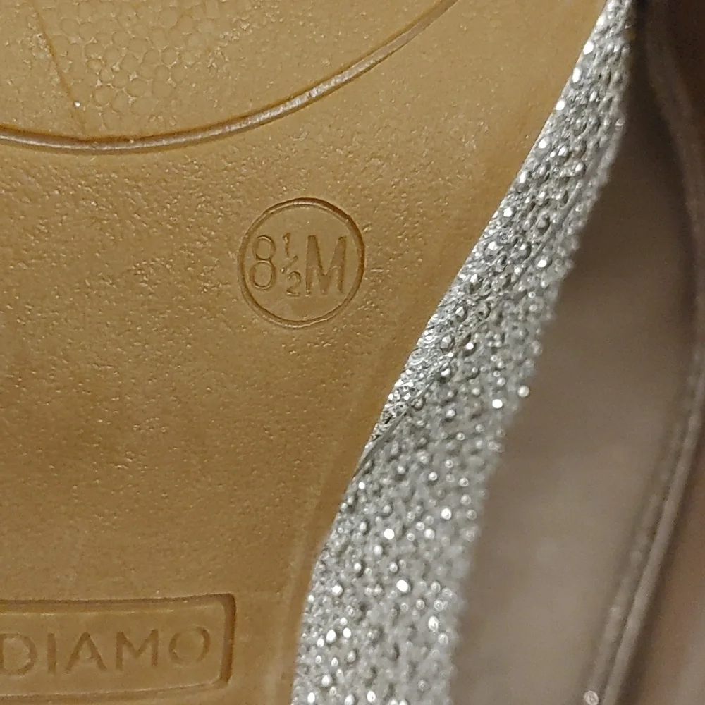Andiamo Elegant Silver Glitter 4 Inch Heels Women's Size 8.5 Medium Event Ready - Picture 7 of 7